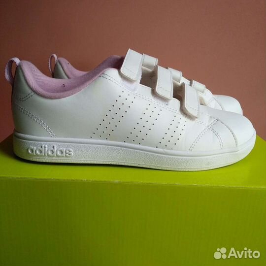 Кеды adidas для девочки