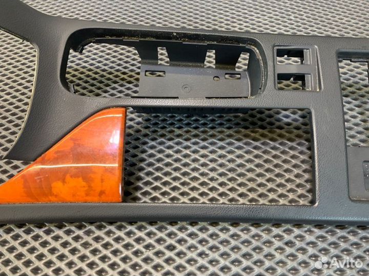 Консоль АКПП Lexus RX350