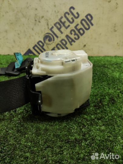 Ремень безопасности задний левый Mitsubishi Lancer