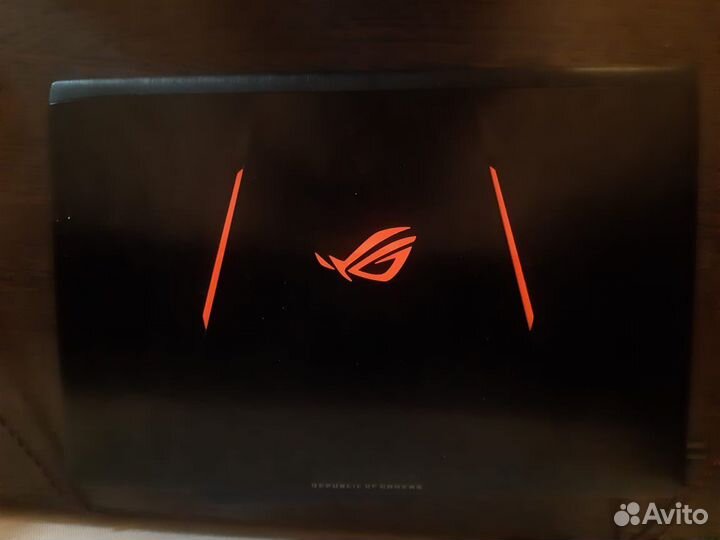 Продам игровой ноутбук asus Strix GL553VE