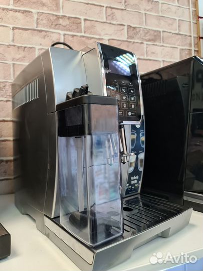 Кофемашина Delonghi Dinamica