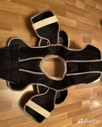 Нагрудник хоккейный bauer4000 L