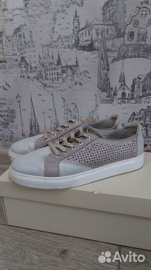 Обувь женская 40 размер