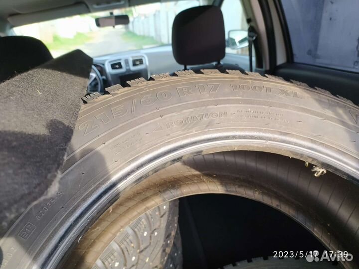 Nokian Tyres Hakkapeliitta 7 SUV 215/60 R17 103H