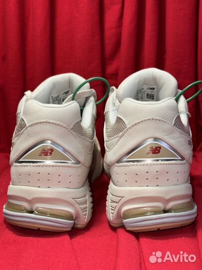Оригинал New Balance 2002R (44)
