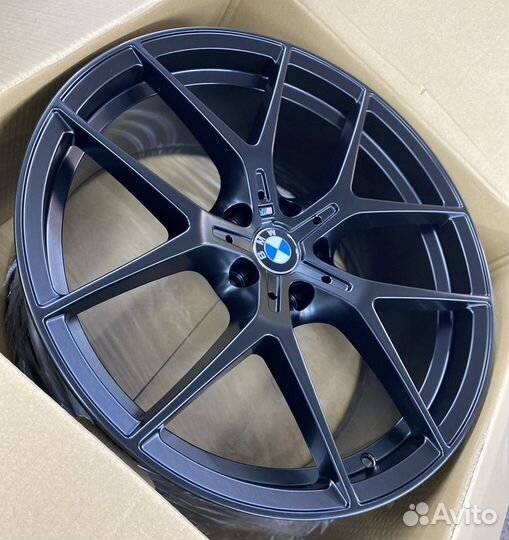 Новые диски R19 BMW G30 G20 Разноширокие