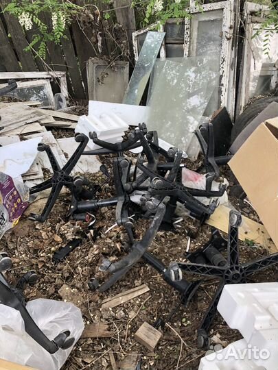 Кресла,наушники,клавиатуры