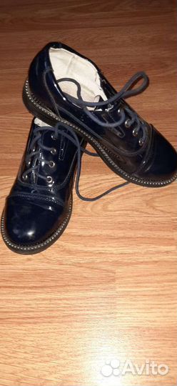 Туфли для девочки лакированные, р34-35