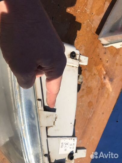 Фара Skoda Octavia Tour A4 лев и прав