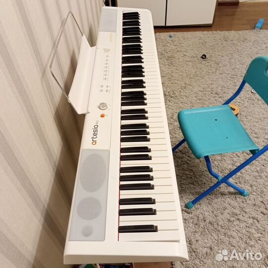 Продам электронное пианино