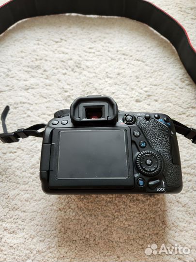 Зеркальный фотоаппарат canon eos 80d body