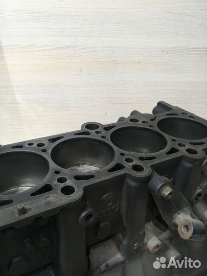 Блок двигателя Фольксваген пассат Б6 2.0 Турбо