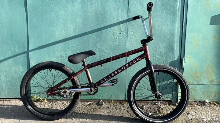 Трюковой велосипед BMX