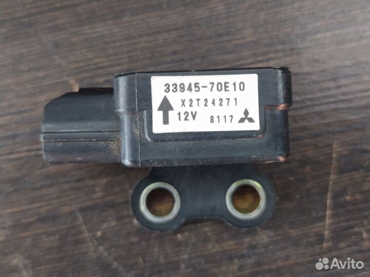 Датчик подушки безопасности Suzuki Grand Vitara I