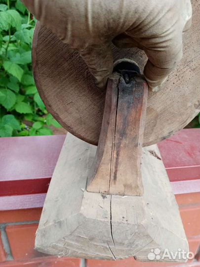 Старинное скально ткацкое