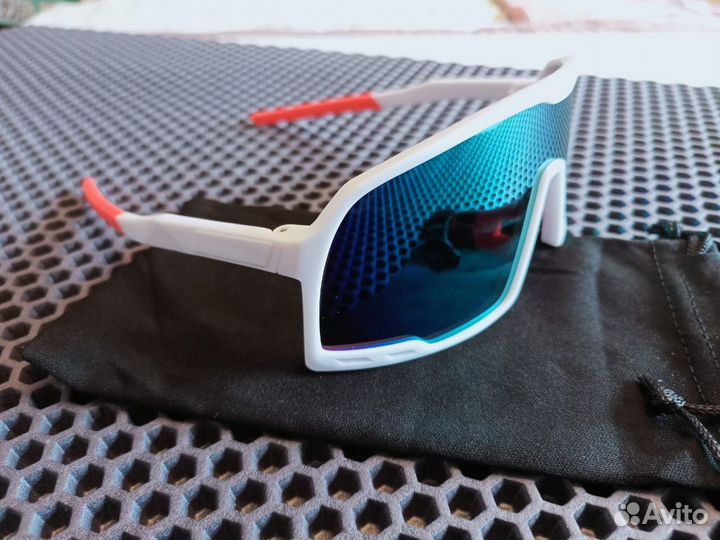 Очки спортивные