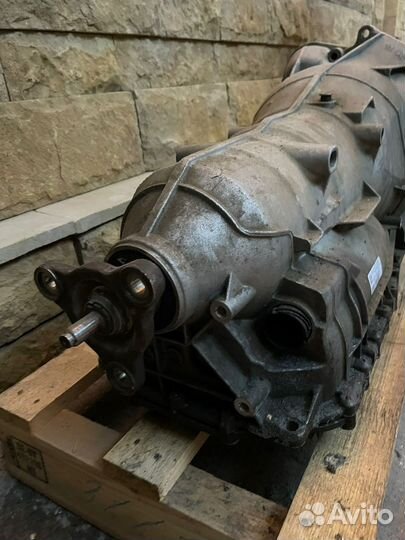 Коробка на BMW F01