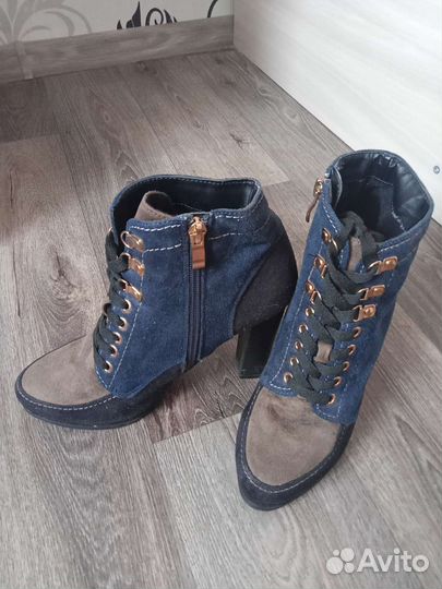 Ботинки женские 37,5