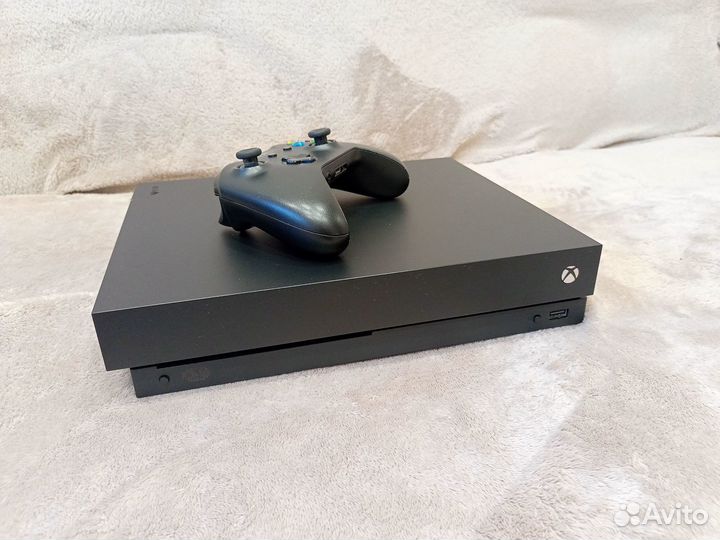 Xbox ONE X