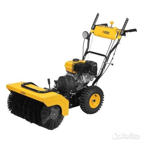 Гибридная снегоуборочная машина с функц. подметани