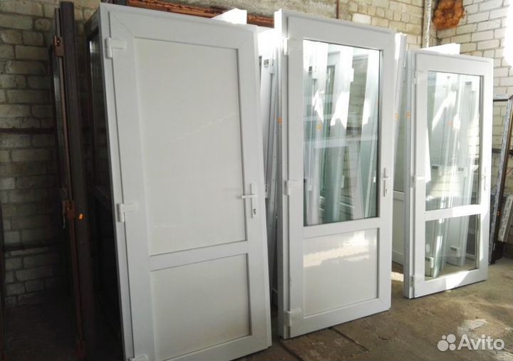 Двери пластиковые от завода / установка, ремонт