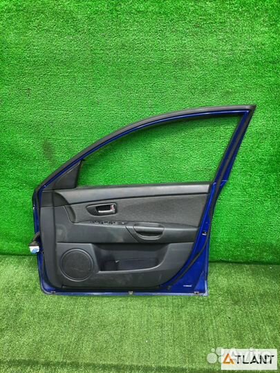 Дверь боковая передний правый mazda axela
