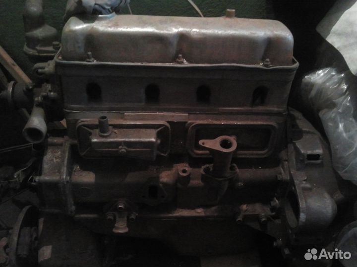 Движок УАЗ 414,раздатка,полка
