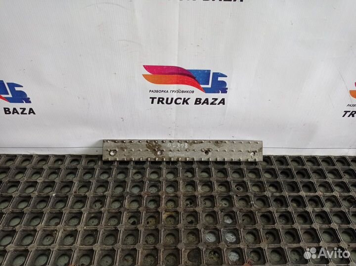 Подножка бампера