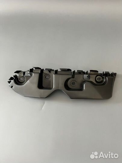 Крепление бампера renault duster 10-21 rh