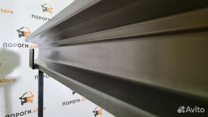 Кузовной порог левый ваз 2110