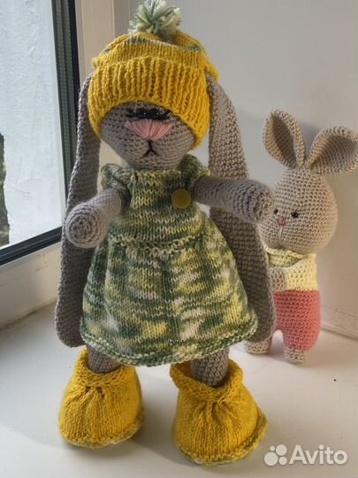 Вязаный заяц тильда