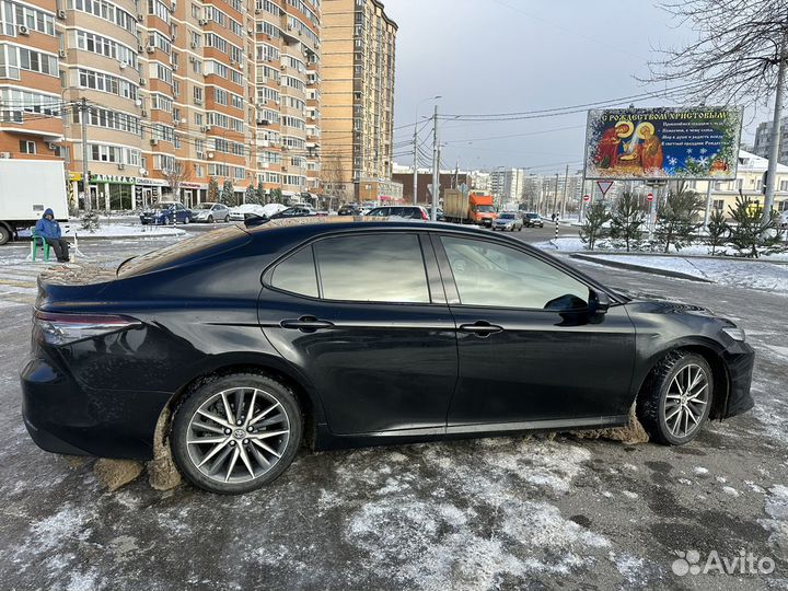 Toyota Camry 2.5 AT, 2021, 83 000 км