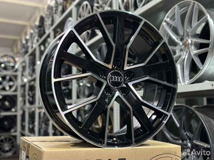 Комплект дисков Audi R18 5*112 Black Machine Face3