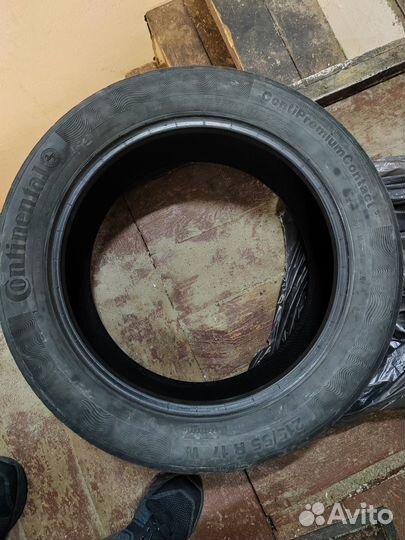 Continental ContiPremierContact 215/55 R17