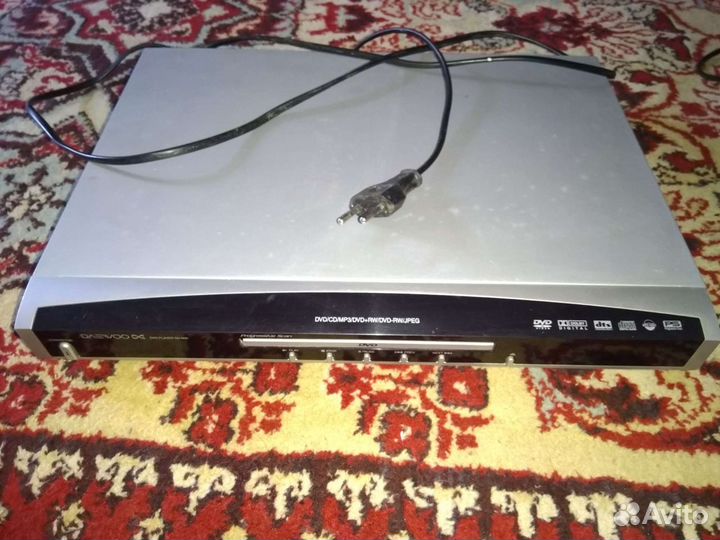 2 DVD плеера