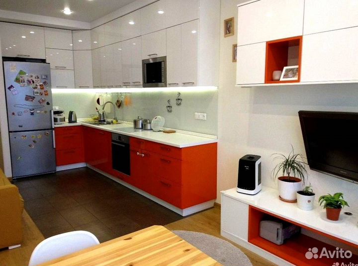 Угловая кухня. Кухонный гарнитур на заказ