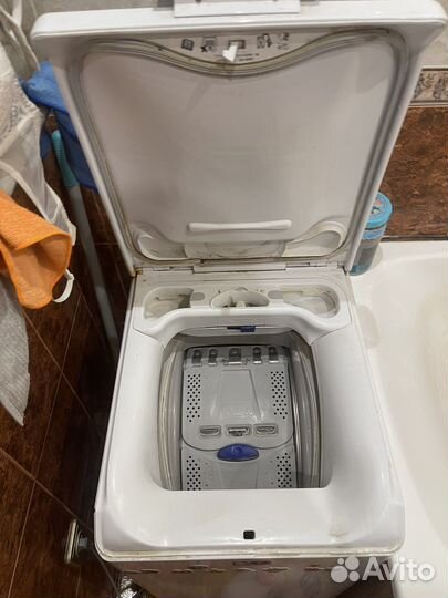 Стиральная машинка Electrolux EWT1066ESW