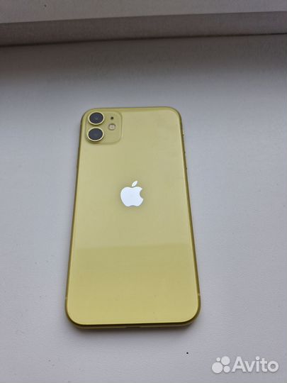iPhone 11, 64 ГБ