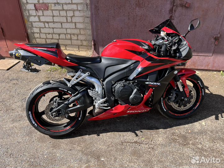 Honda cbr 600RR