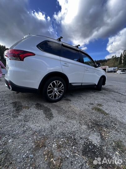 Mitsubishi Outlander 2.0 CVT, 2016, 137 500 км