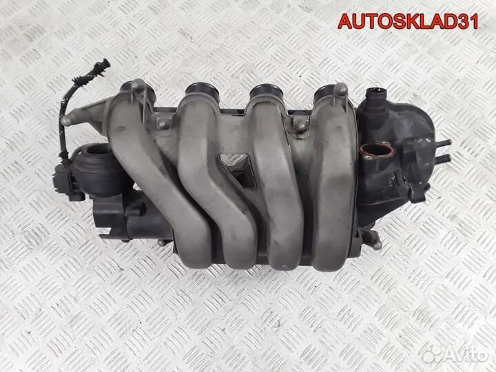Коллектор впускной VW Passat B6 2.0 BLR 06F133210K