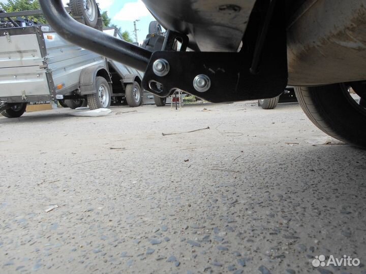 Фаркоп Leader Plus для Nissan Qashqai 2007-2014г.в