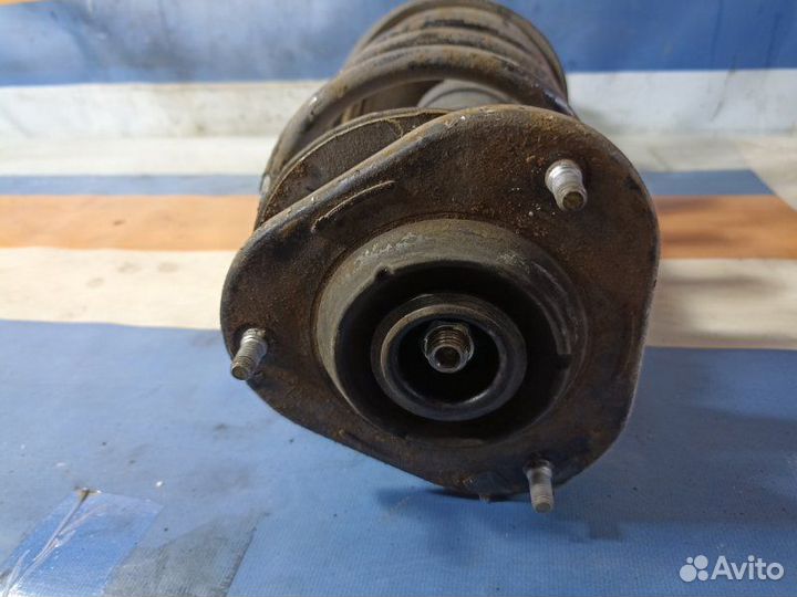 Амортизатор подвески передний правый Geely Emgrand