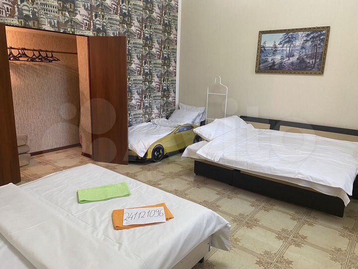 2-к. квартира, 65 м², 1/5 эт.