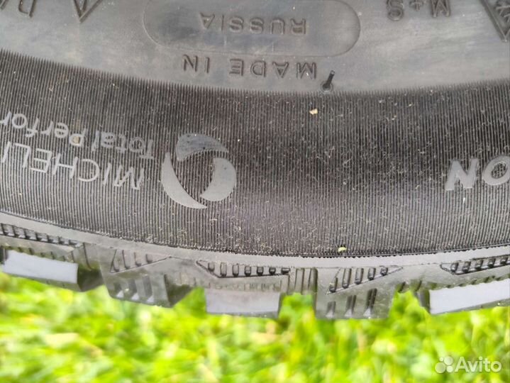 Michelin X-Ice North 4 205/55 R16 94T