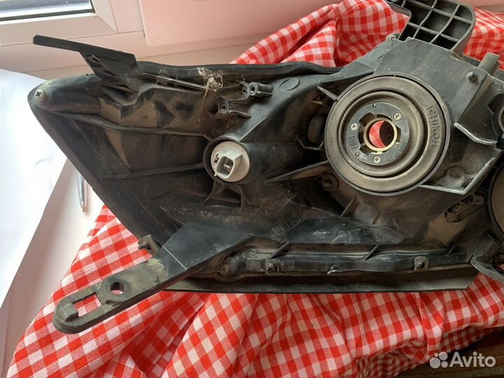 Фара правая, Nissan Wingroad y11 рестайлинг