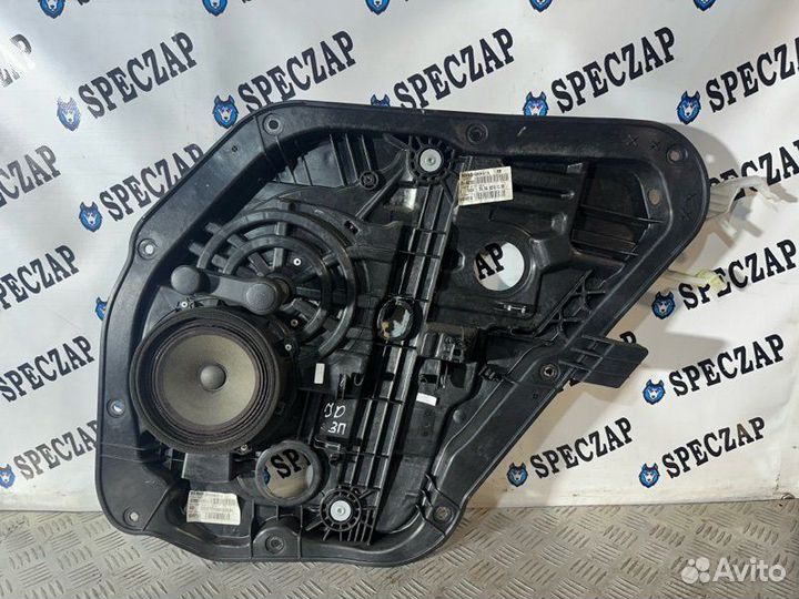 Стеклоподъемник задний правый Kia Ceed JD 12-18