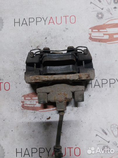 Суппорт тормозной задний правый Volvo XC70