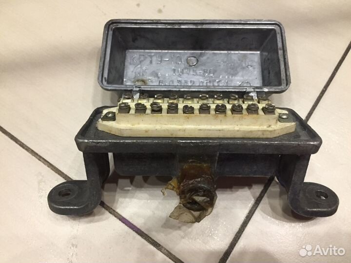 Распределительная коробка на 10 и 30 пар