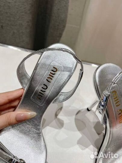 Босоножки MIU MIU натуральная кожа серебряные